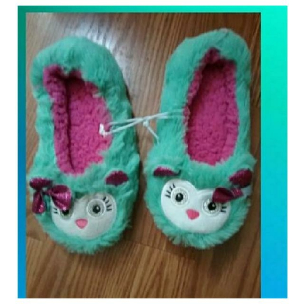 Awesome Heart Face With Eyeglasses Slippers
